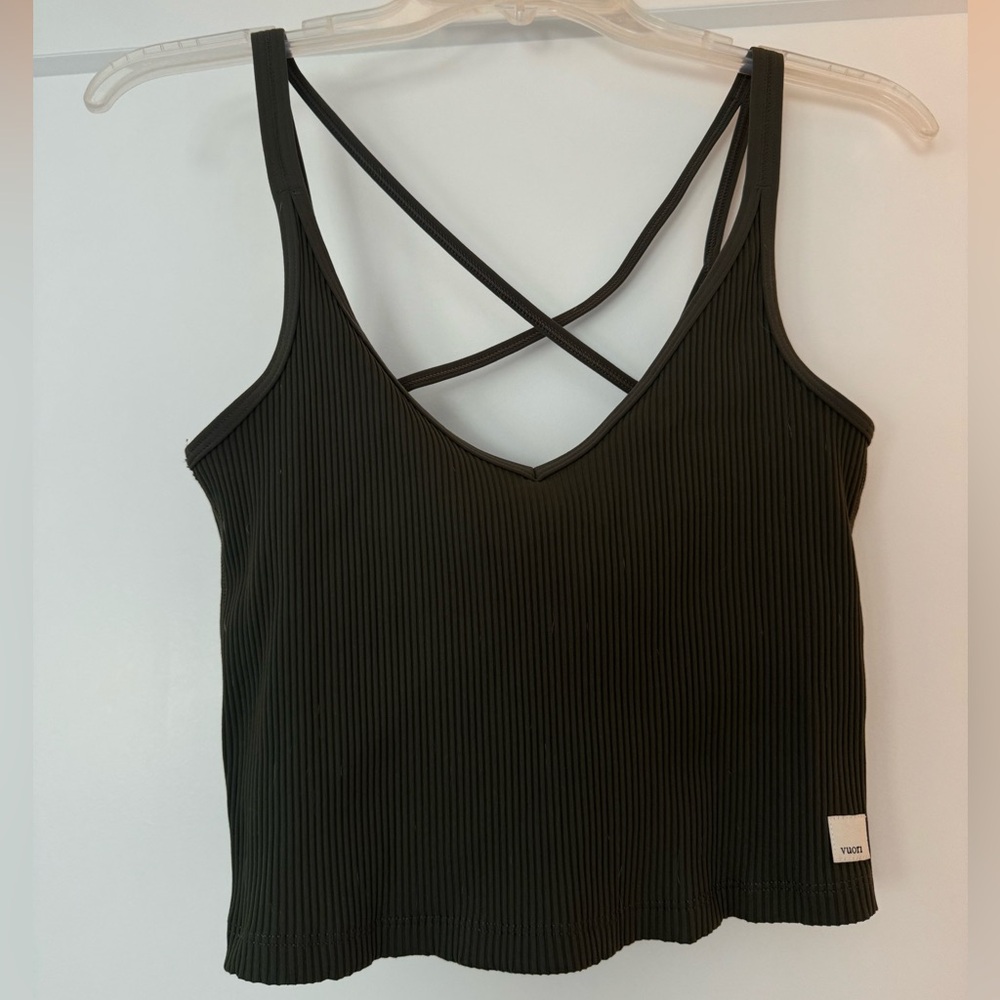 Dark Green Vuori workout top